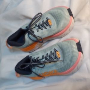 Hoka One One W Bondi sz 7.5d Women's shoes Sneakers